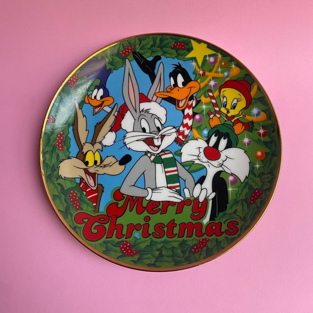 Looney Toones Christmas collector's plate